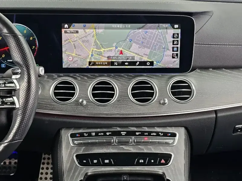 2022 Mercedes-Benz E-Класс с пробегом 52 676 км