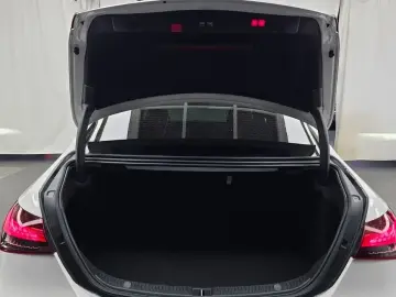2022 Mercedes-Benz E-Класс с пробегом 52 676 км