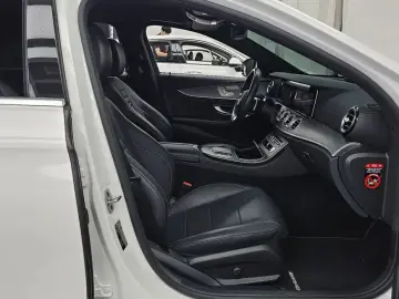 2022 Mercedes-Benz E-Класс с пробегом 52 676 км