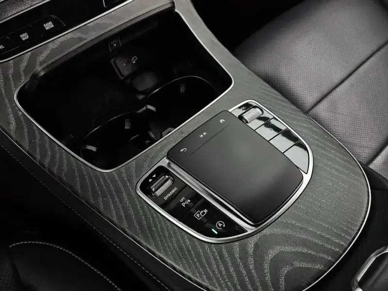2022 Mercedes-Benz E-Класс с пробегом 52 676 км