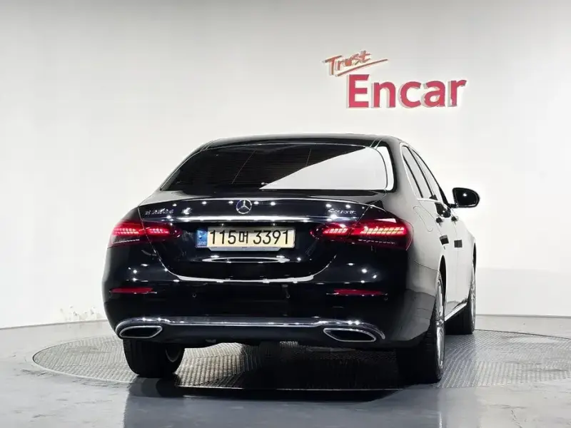 2022 Mercedes-Benz E-Класс с пробегом 88 819 км