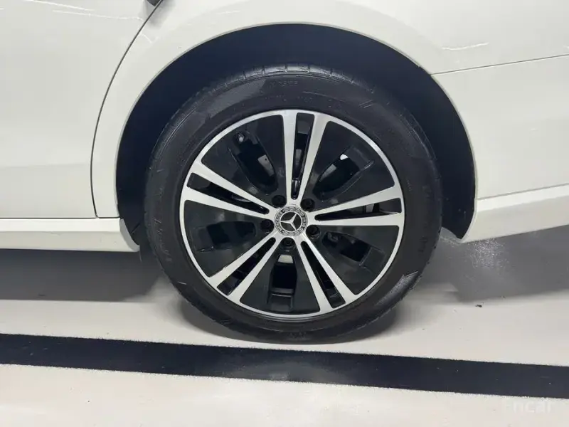 2022 Mercedes-Benz E-Класс с пробегом 48 204 км