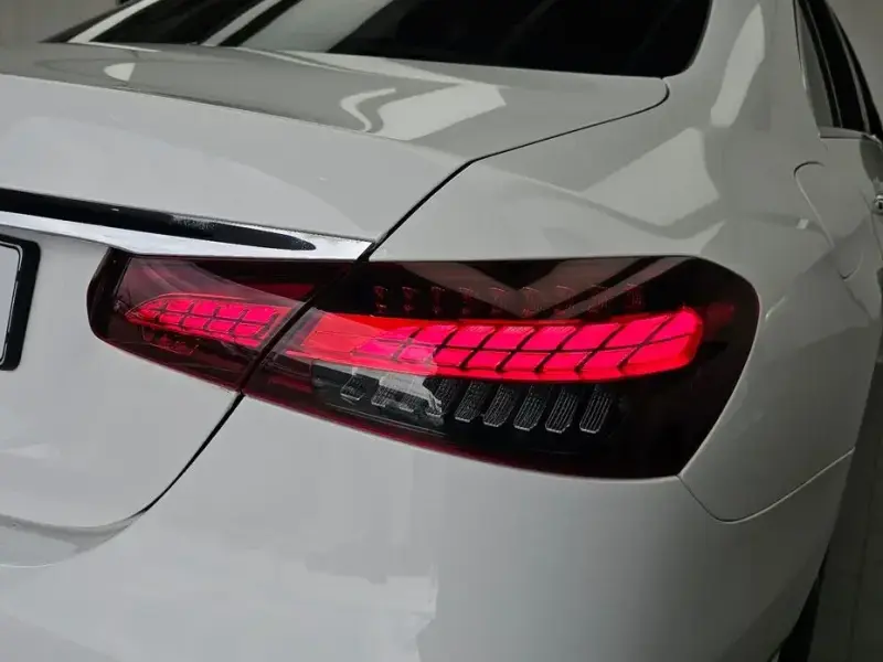 2022 Mercedes-Benz E-Класс с пробегом 48 204 км
