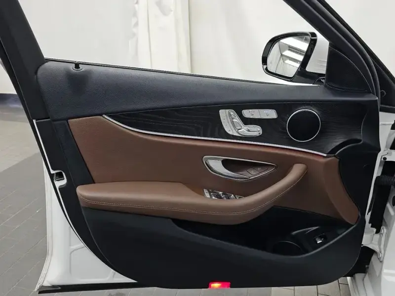 2022 Mercedes-Benz E-Класс с пробегом 48 204 км