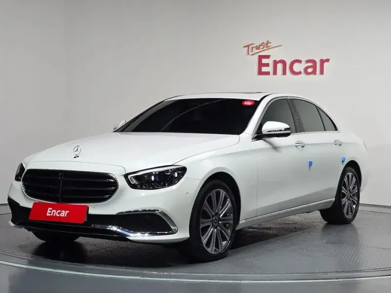 2023 Mercedes-Benz E-Класс с пробегом 23 605 км