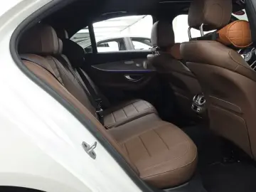 2023 Mercedes-Benz E-Класс с пробегом 23 605 км