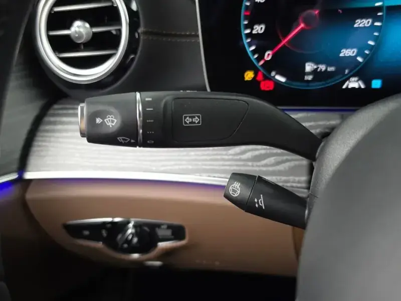 2023 Mercedes-Benz E-Класс с пробегом 23 605 км
