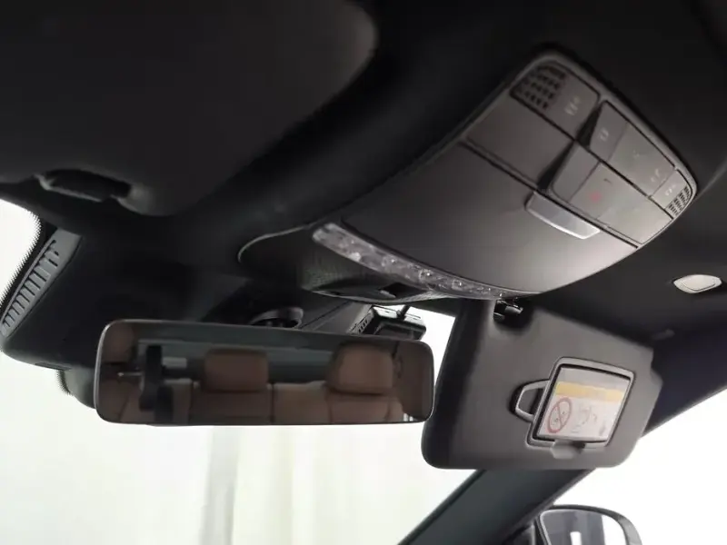 2023 Mercedes-Benz E-Класс с пробегом 23 605 км