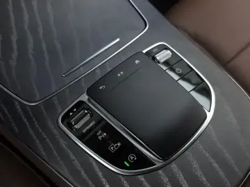 2023 Mercedes-Benz E-Класс с пробегом 23 605 км