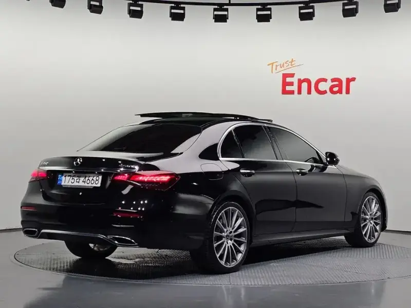 2022 Mercedes-Benz E-Класс с пробегом 102 236 км