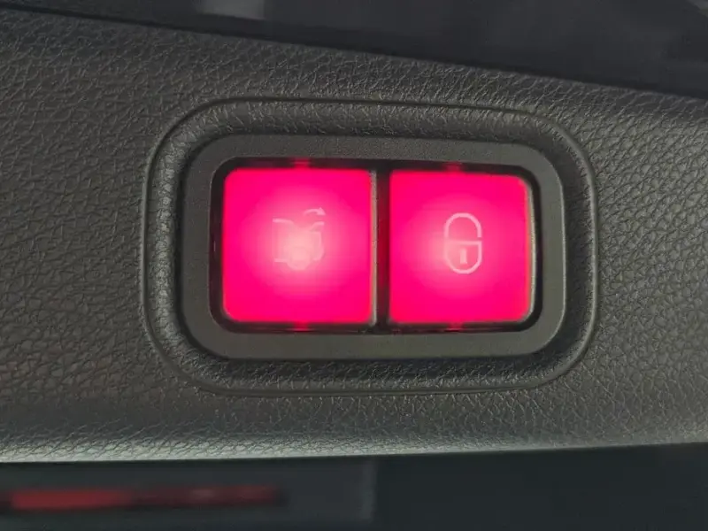 2022 Mercedes-Benz E-Класс с пробегом 102 236 км