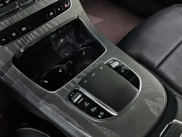 2022 Mercedes-Benz E-Класс с пробегом 102 236 км