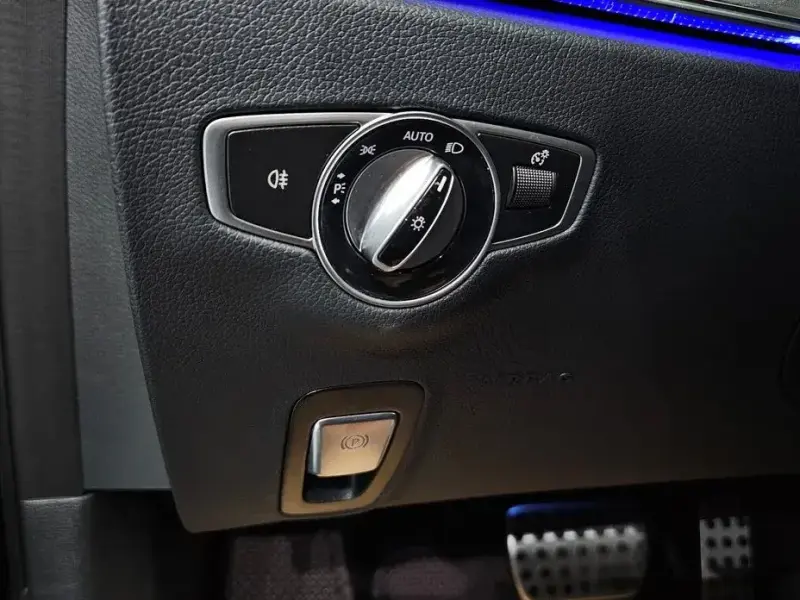 2022 Mercedes-Benz E-Класс с пробегом 102 236 км