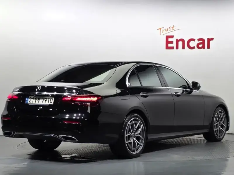 2021 Mercedes-Benz E-Класс с пробегом 74 613 км