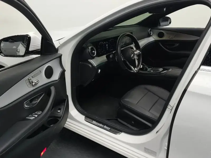 2021 Mercedes-Benz E-Класс с пробегом 67 272 км