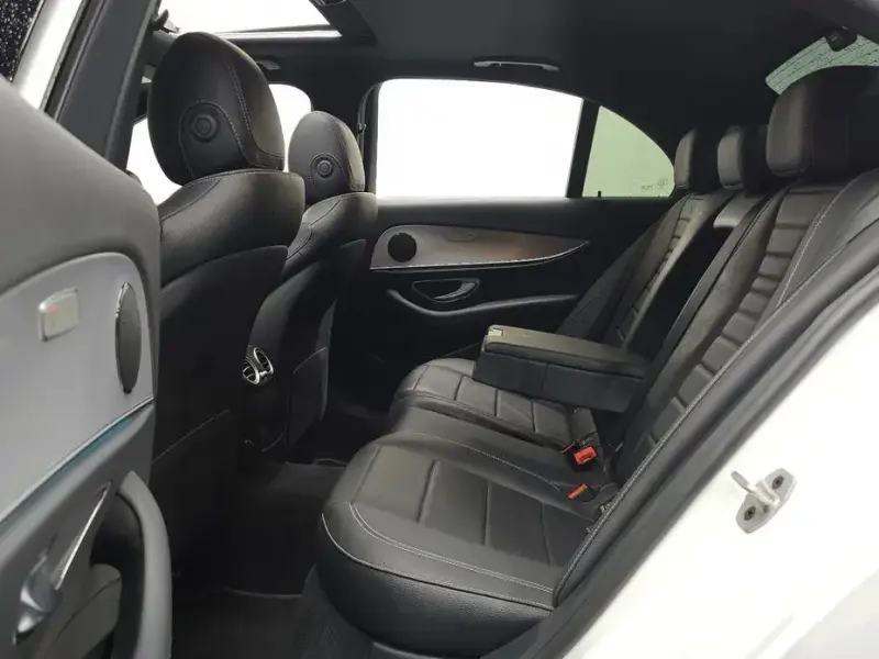 2021 Mercedes-Benz E-Класс с пробегом 67 272 км