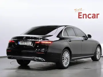 2022 Mercedes-Benz E-Класс с пробегом 56 696 км