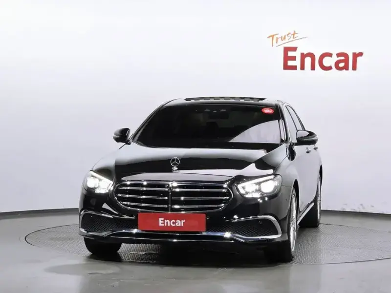 2022 Mercedes-Benz E-Класс с пробегом 56 696 км