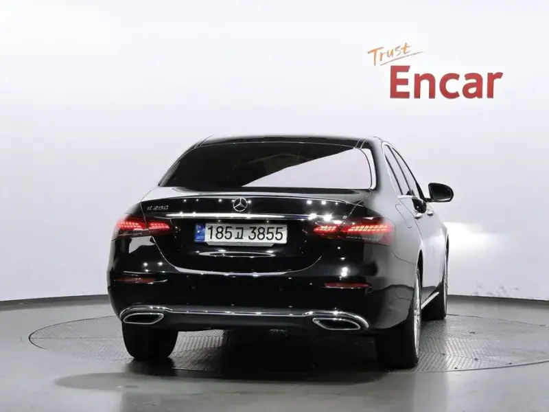 2022 Mercedes-Benz E-Класс с пробегом 56 696 км