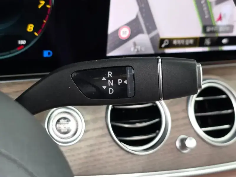 2022 Mercedes-Benz E-Класс с пробегом 56 696 км