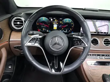 2022 Mercedes-Benz E-Класс с пробегом 56 696 км