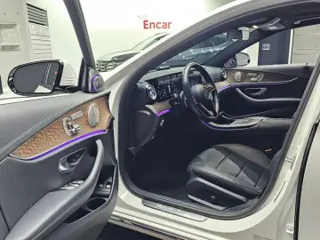 2021 Mercedes-Benz E-Класс с пробегом 70 695 км