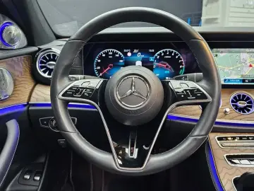2021 Mercedes-Benz E-Класс с пробегом 70 695 км