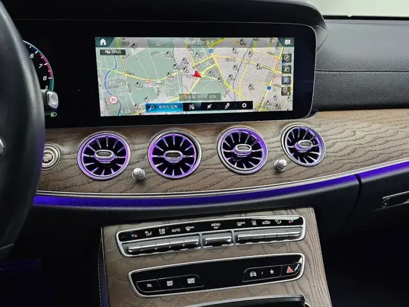2021 Mercedes-Benz E-Класс с пробегом 70 695 км