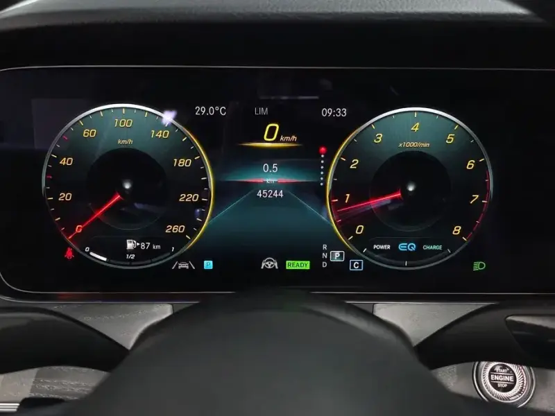 2022 Mercedes-Benz E-Класс с пробегом 45 244 км