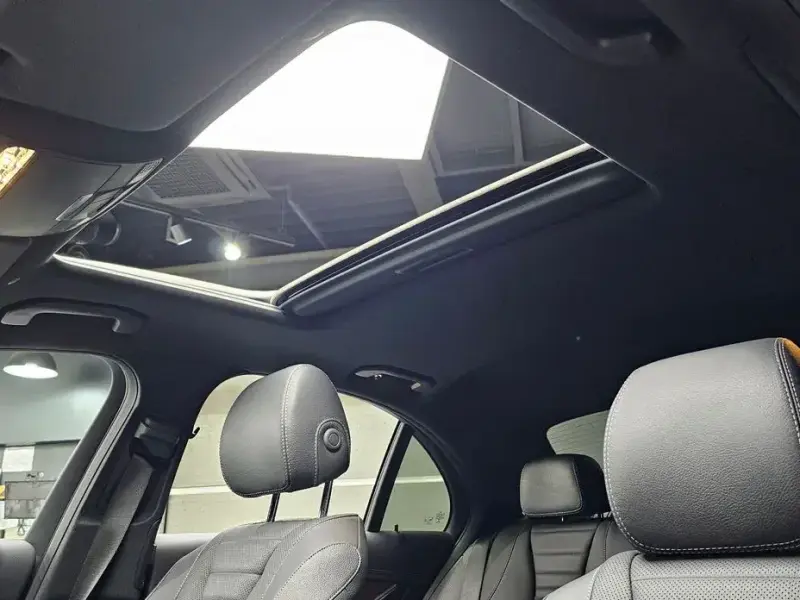 2021 Mercedes-Benz E-Класс с пробегом 70 695 км