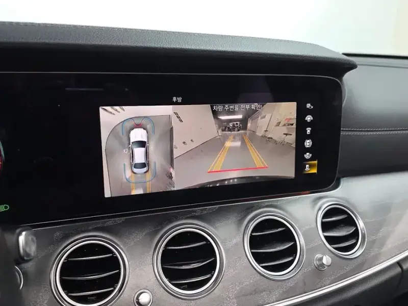 2022 Mercedes-Benz E-Класс с пробегом 45 244 км