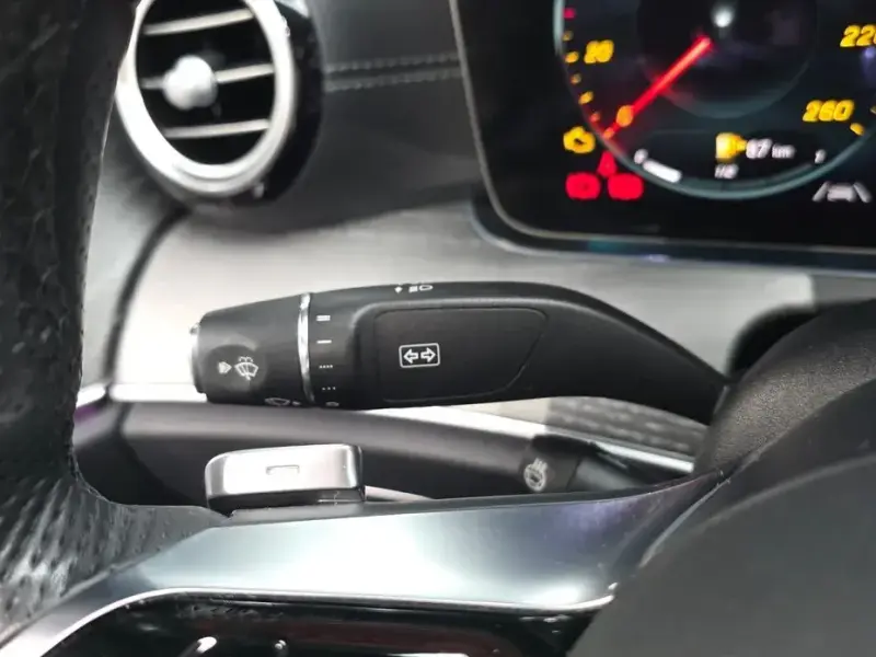 2022 Mercedes-Benz E-Класс с пробегом 45 244 км