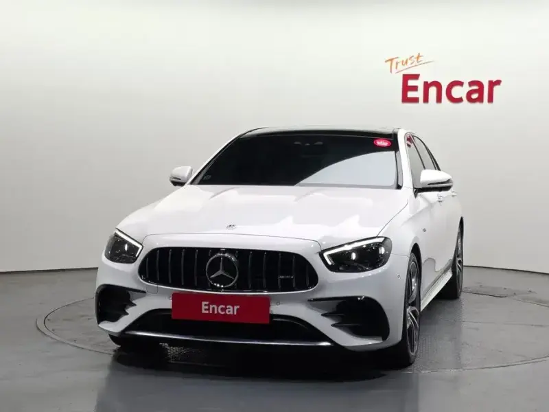 2022 Mercedes-Benz E-Класс с пробегом 61 859 км