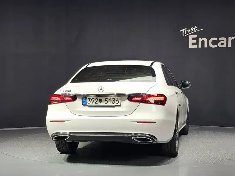 2021 Mercedes-Benz E-Класс с пробегом 73 377 км