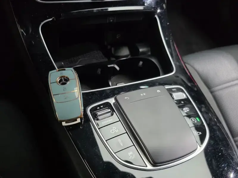2022 Mercedes-Benz E-Класс с пробегом 61 859 км
