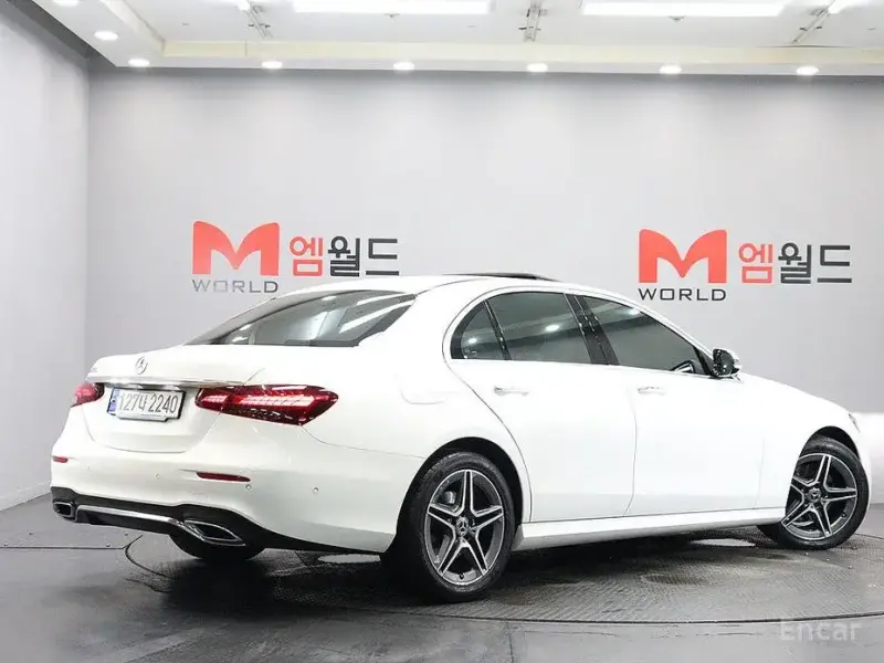 2023 Mercedes-Benz E-Класс с пробегом 27 236 км