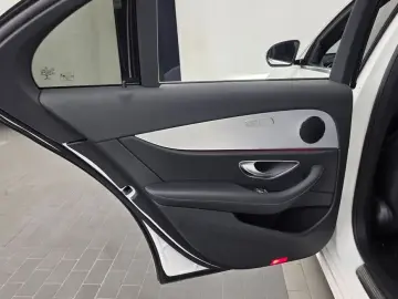 2021 Mercedes-Benz E-Класс с пробегом 73 377 км