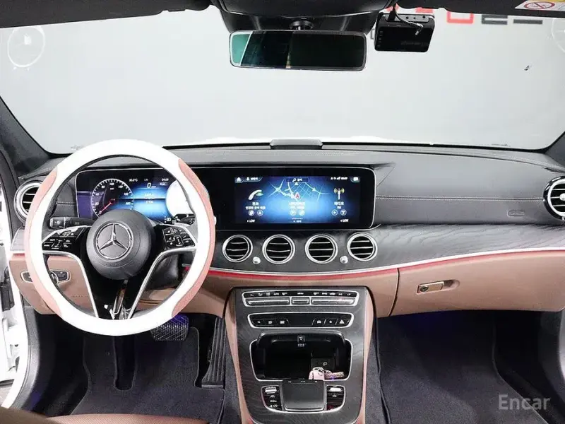 2023 Mercedes-Benz E-Класс с пробегом 27 236 км