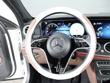 2023 Mercedes-Benz E-Класс с пробегом 27 236 км