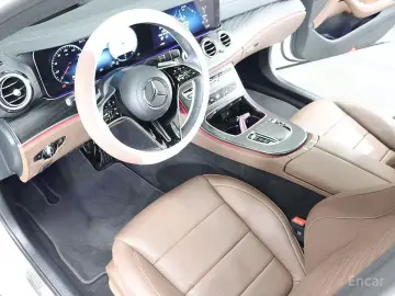 2023 Mercedes-Benz E-Класс с пробегом 27 236 км