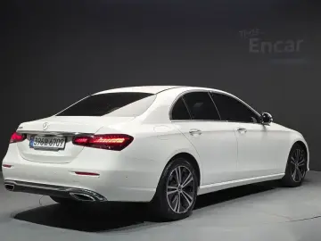 2022 Mercedes-Benz E-Класс с пробегом 55 345 км