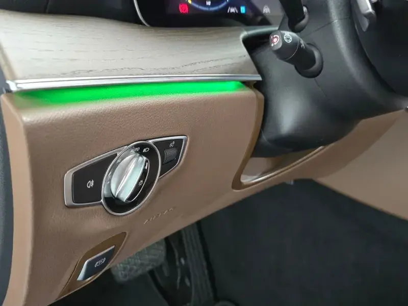 2021 Mercedes-Benz E-Класс с пробегом 57 809 км