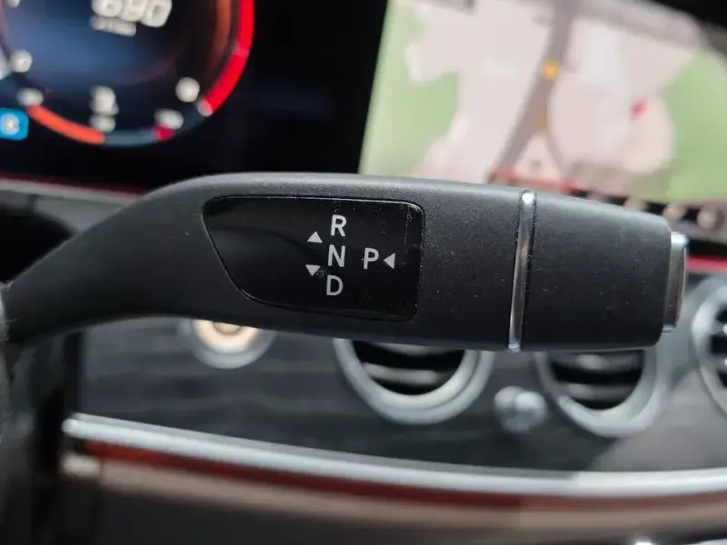 2022 Mercedes-Benz E-Класс с пробегом 55 345 км