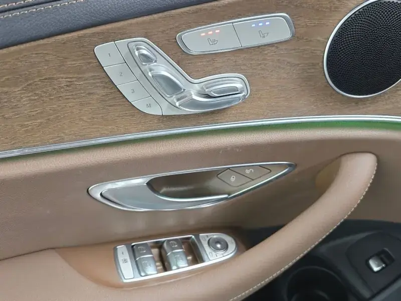 2021 Mercedes-Benz E-Класс с пробегом 57 809 км