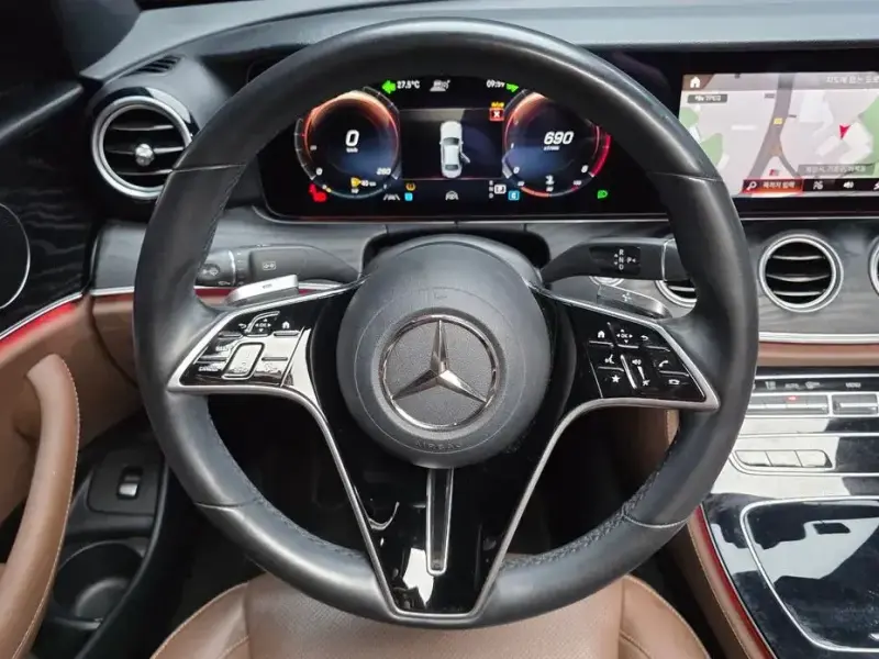 2022 Mercedes-Benz E-Класс с пробегом 55 345 км