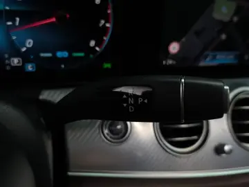 2021 Mercedes-Benz E-Класс с пробегом 83 464 км