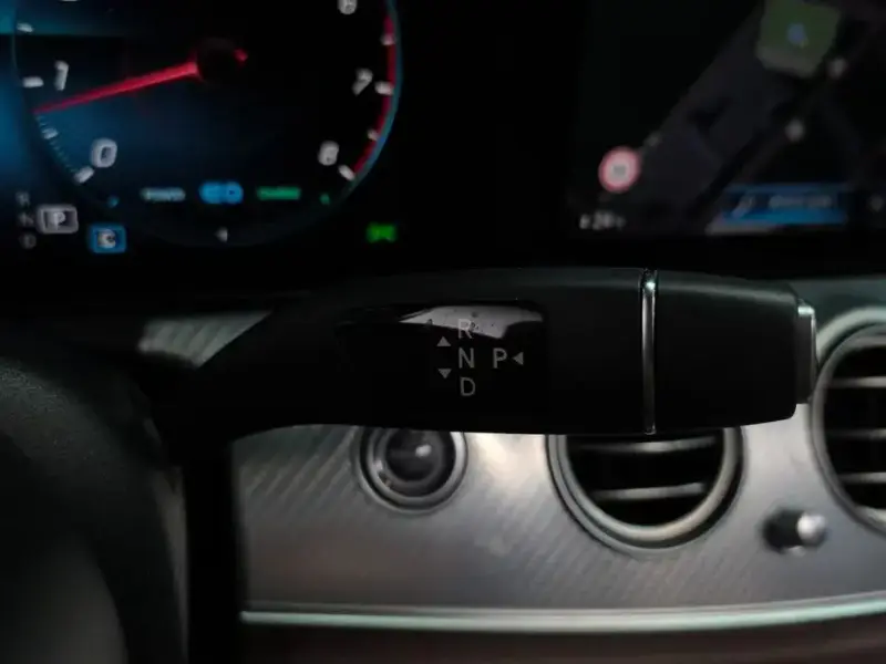 2021 Mercedes-Benz E-Класс с пробегом 83 464 км