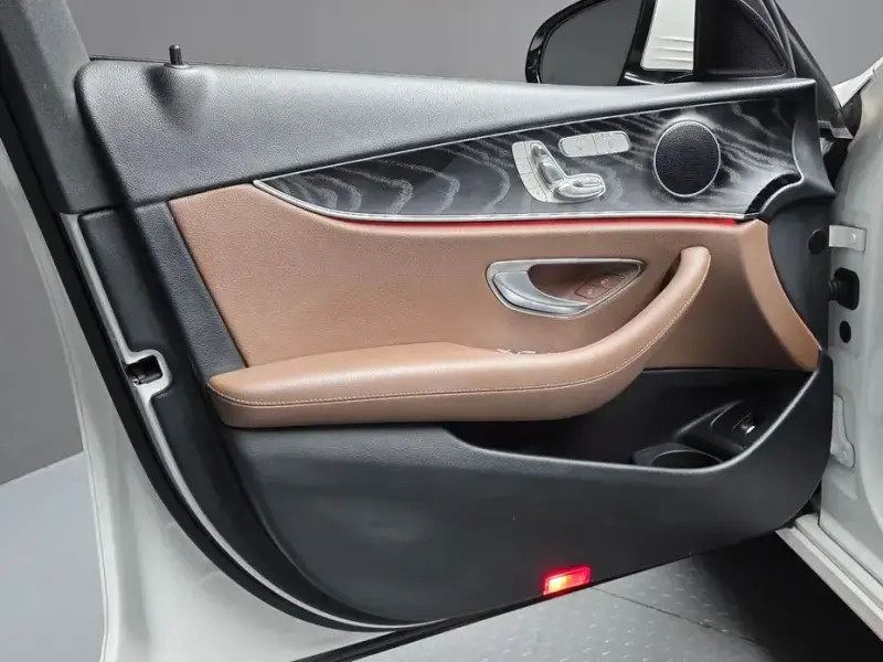 2022 Mercedes-Benz E-Класс с пробегом 55 345 км