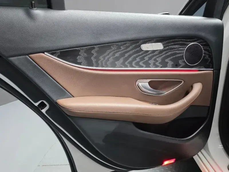 2022 Mercedes-Benz E-Класс с пробегом 55 345 км