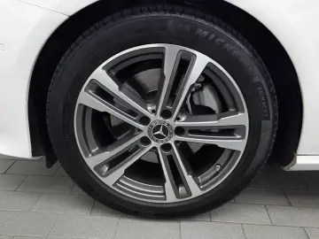 2023 Mercedes-Benz E-Класс с пробегом 19 109 км